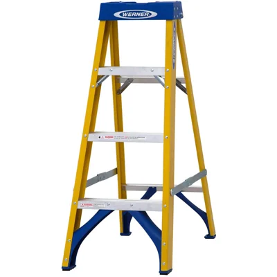 Werner 716 Series Fibreglass 4 Tread Step Ladder 1.12m