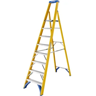 Werner 717 Series 8 Tread Platform Step Ladder